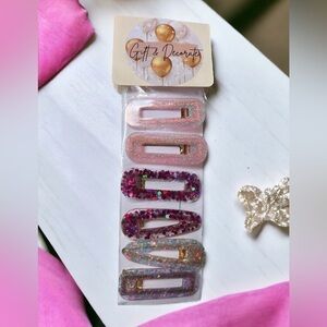 New - Hair Barrettes by Gift and Decorate - 6 pack
